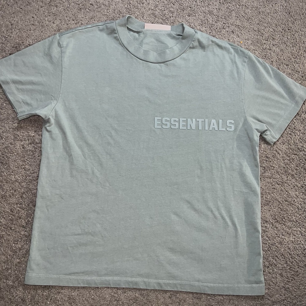 Fear of God Essentials Tee Green Size XS Oversized T-Shirt